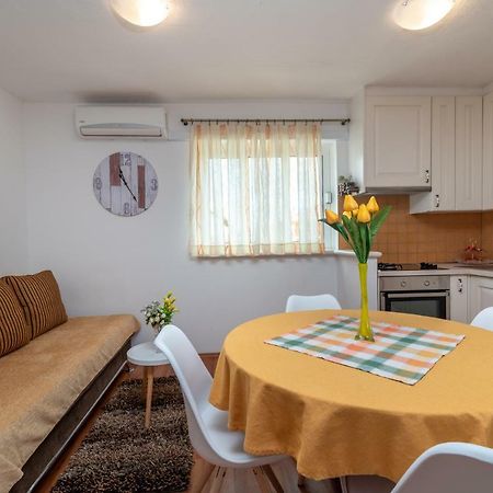 Apartment Dinka Trogir Dış mekan fotoğraf