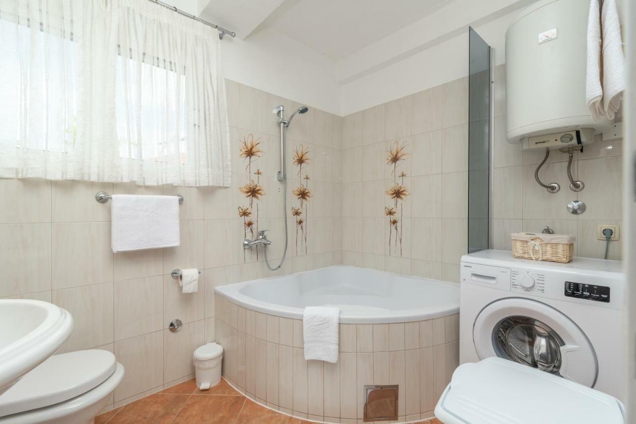 Apartment Dinka Trogir Dış mekan fotoğraf
