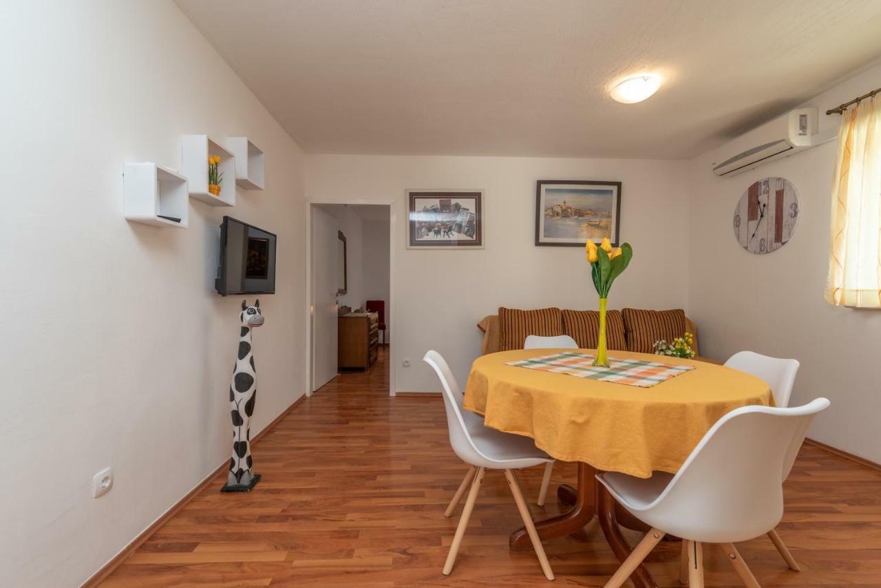 Apartment Dinka Trogir Dış mekan fotoğraf